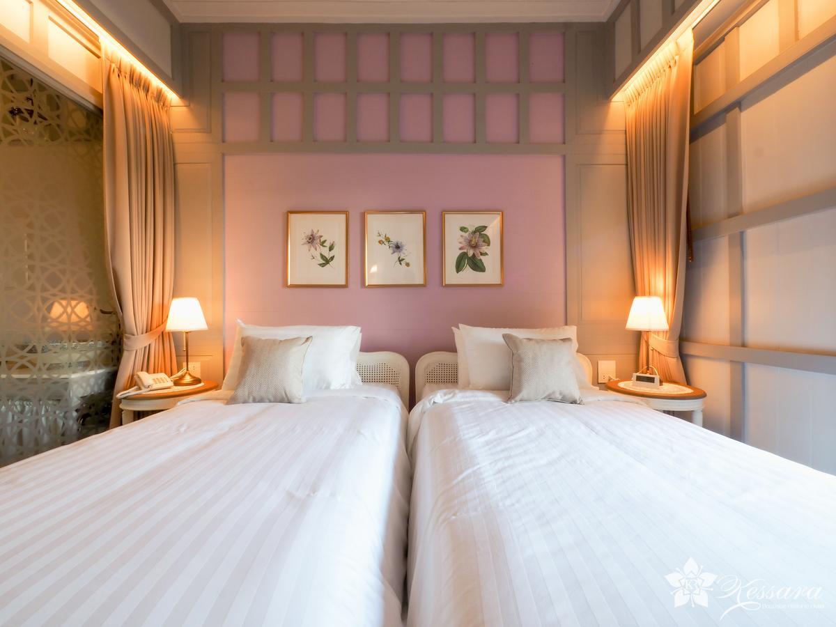 Kessara Hotel Bangkok Exteriör bild