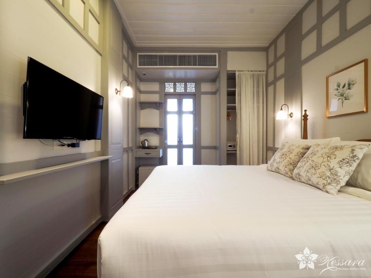 Kessara Hotel Bangkok Exteriör bild